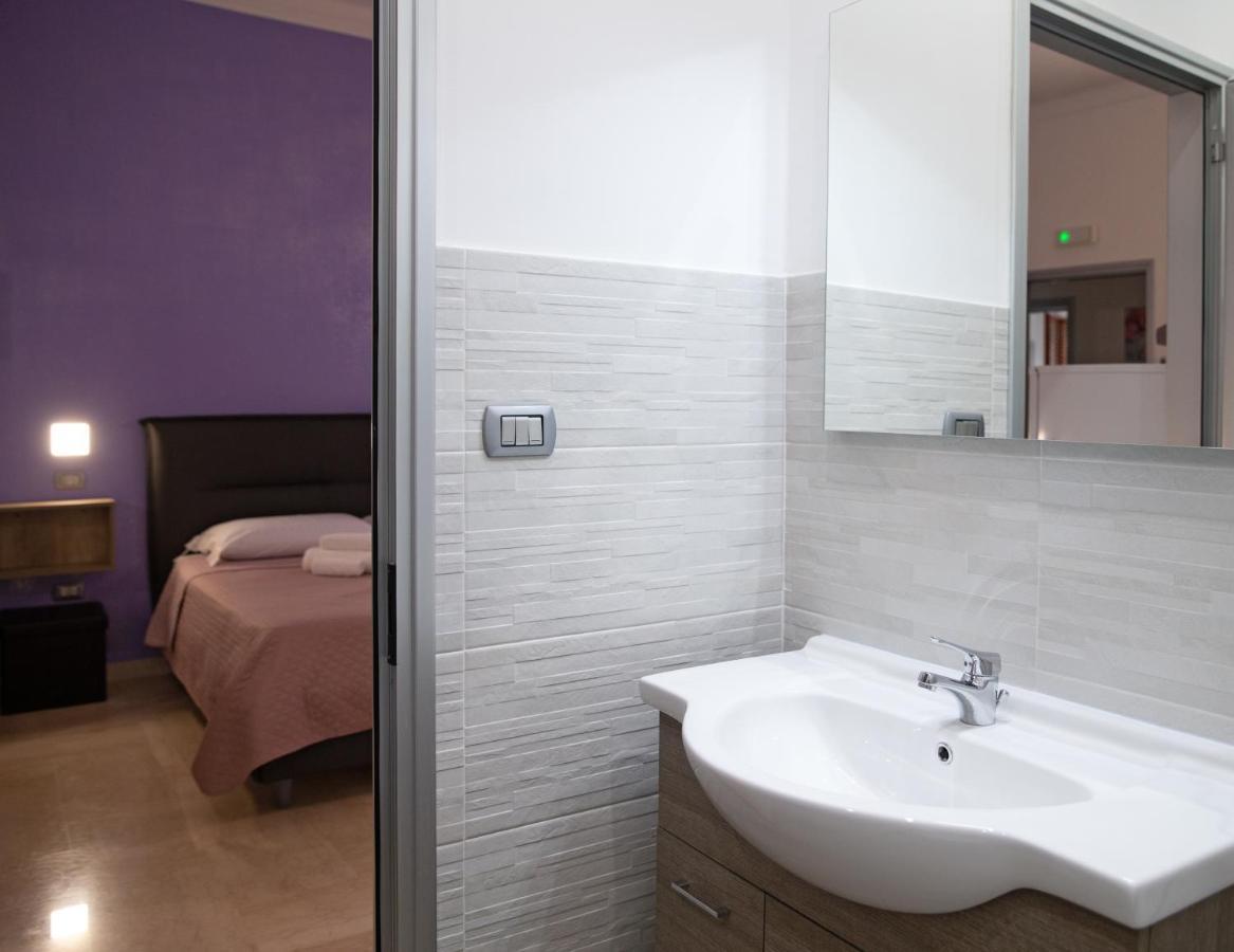 Li Cumpari Salentini Apartment เลชเช ภายนอก รูปภาพ