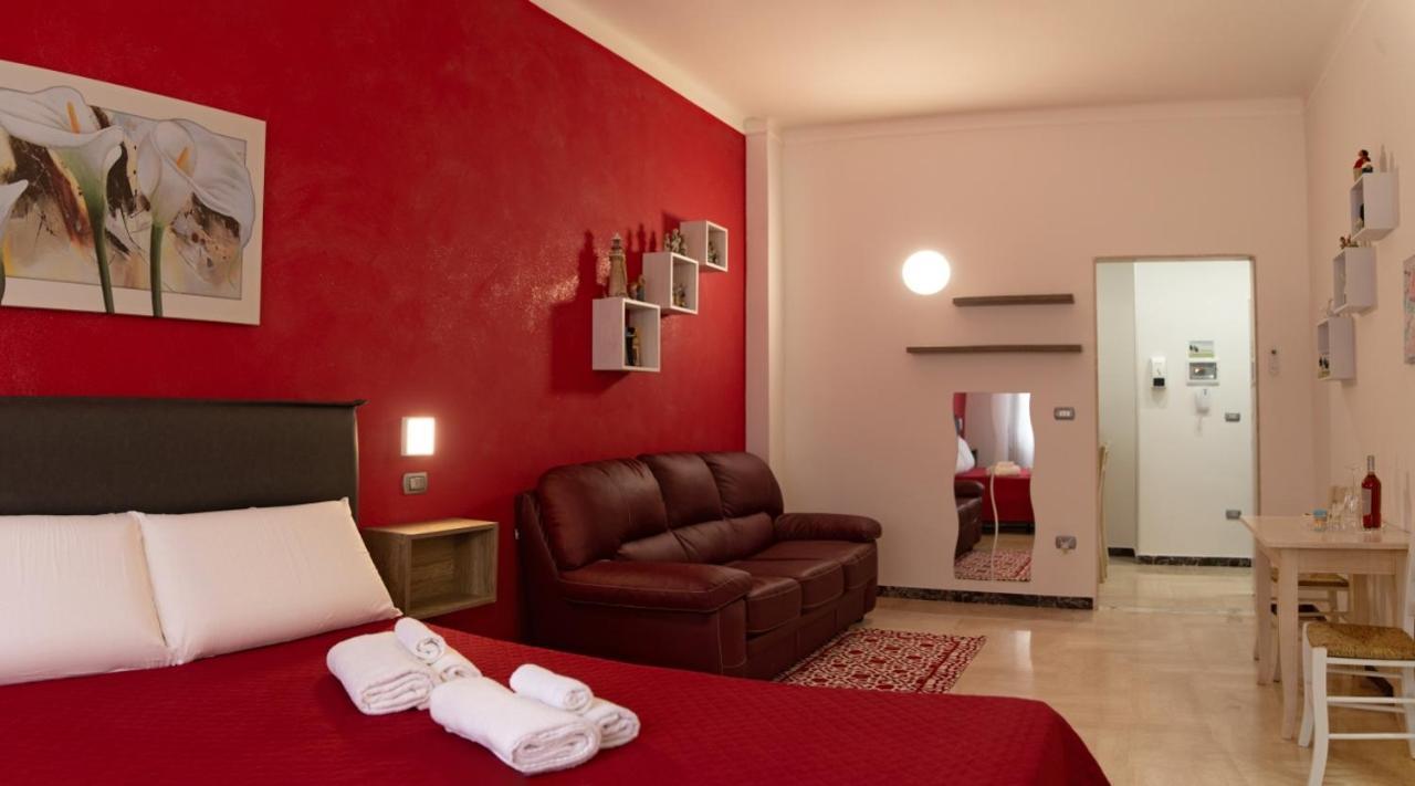 Li Cumpari Salentini Apartment เลชเช ภายนอก รูปภาพ