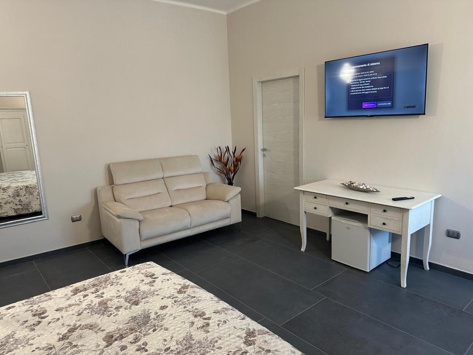 Li Cumpari Salentini Apartment เลชเช ภายนอก รูปภาพ
