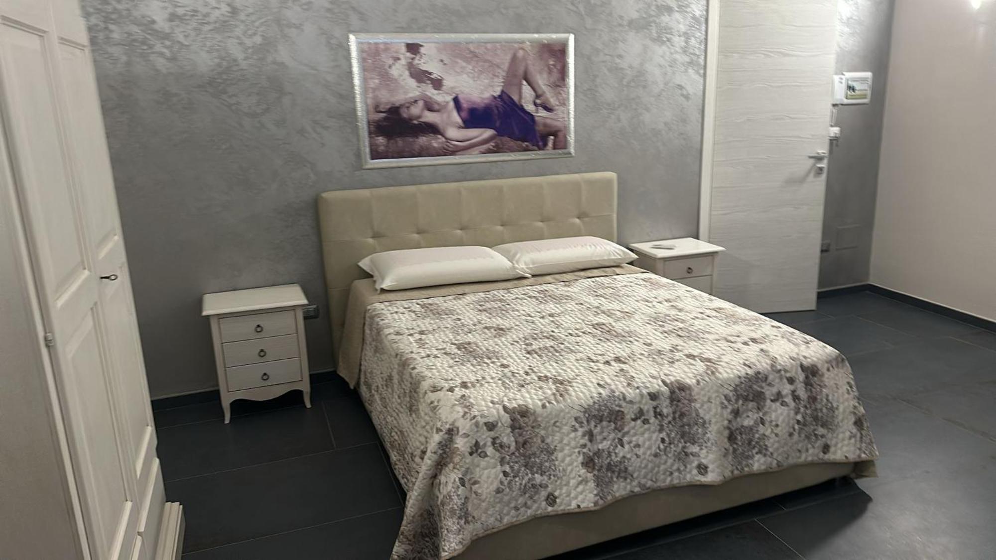 Li Cumpari Salentini Apartment เลชเช ภายนอก รูปภาพ